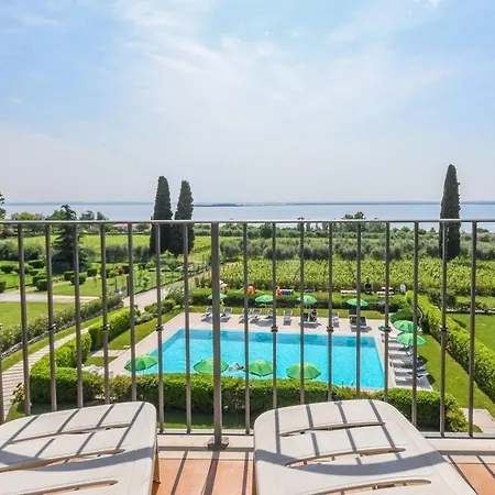 Apartment In Mit Seeblick